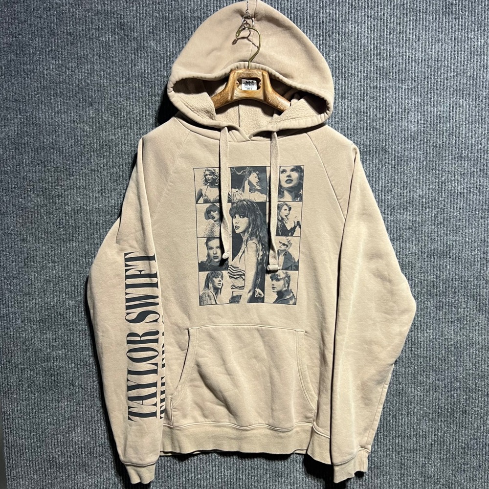 Taylor Swift Eras Tour Hoodie Unisex Medium Beige Graphic Sleeve Print Merch